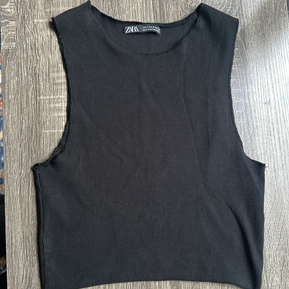 Zara Black Fitted Crop Tank Top